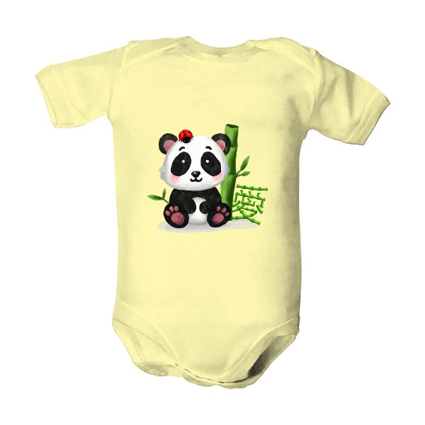 Roztomilá panda s bambusem a beruškou 2